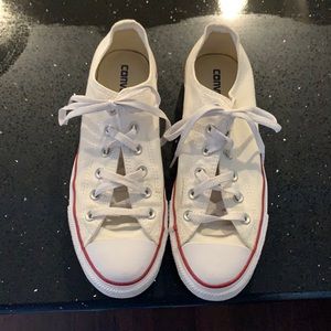 Women’s converse size 9 - worn only twice! My feet grew & now they’re too small.